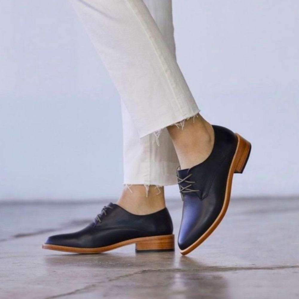 NISOLO women’s leather black oxford